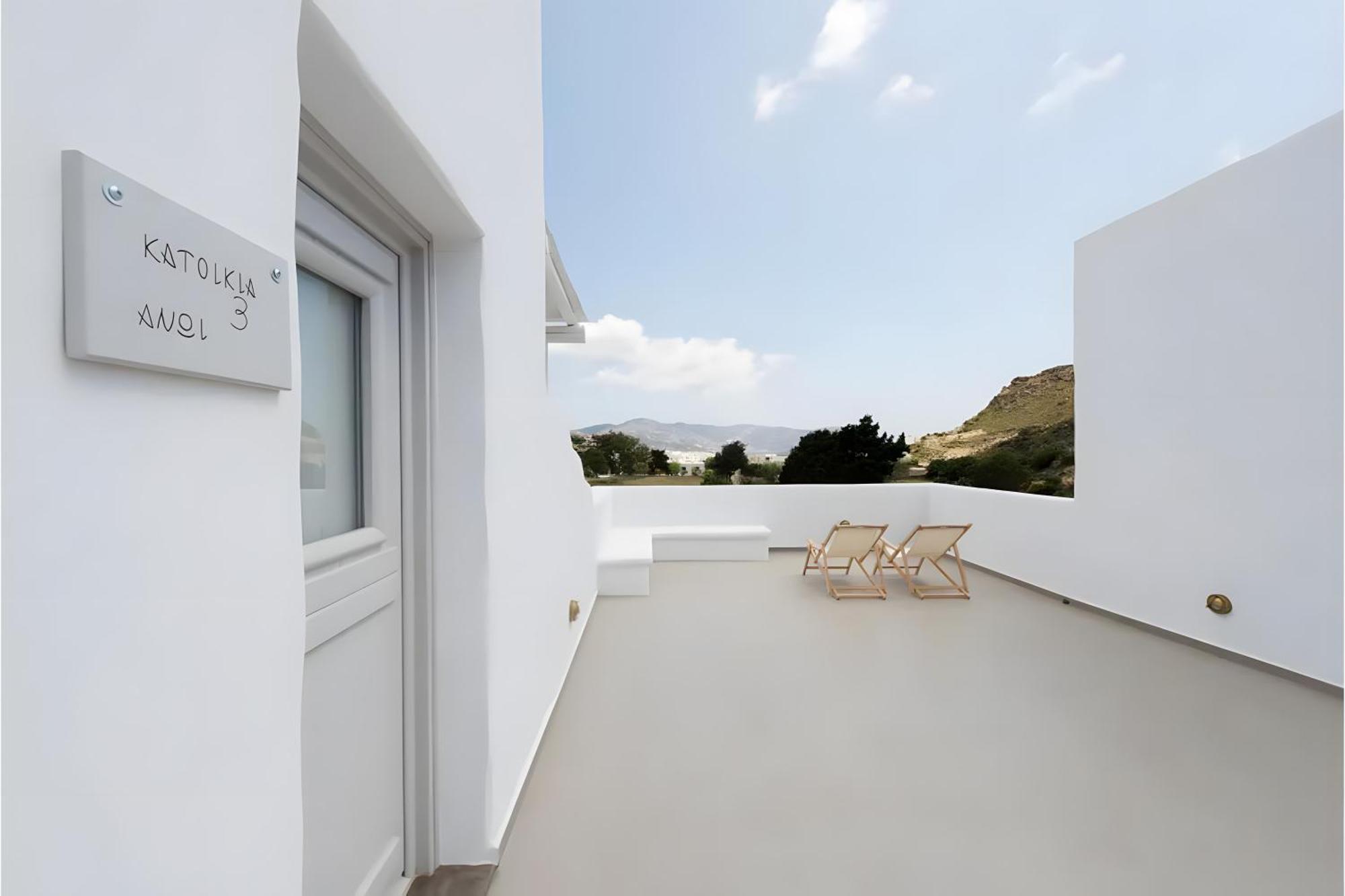 Maisonette No 3 90 Squares Meters Kímolos Екстериор снимка