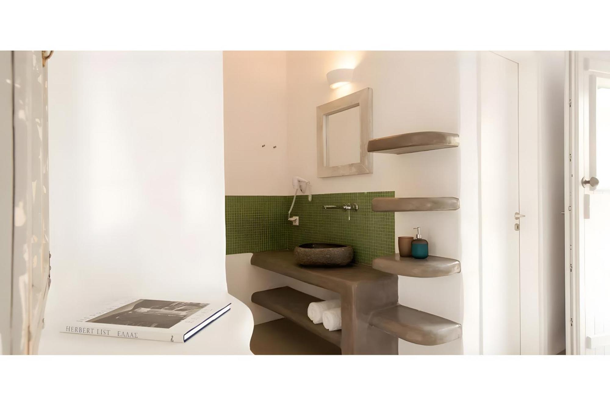 Maisonette No 3 90 Squares Meters Kímolos Екстериор снимка